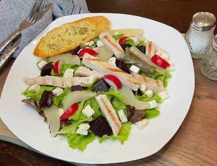 Turkey Breast & Marinated Red Beet Salad – NEW