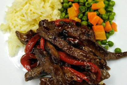 Black pepper beef stir fry 2 64368 web e1555965406442