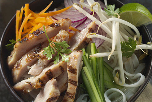 Maple Leaf Grilled Ready Thigh Strips 2 e1555967292635