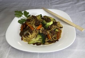 Steak Lo Mein with Broccoli Carrots